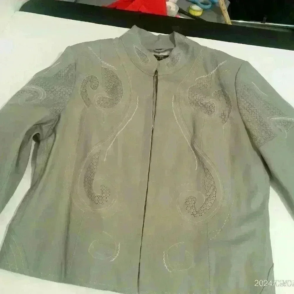Pamela McCoy Women's Leather Suede Jacket Gray Embroidered Size 1X